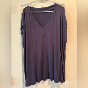Nine Britton V-Neck Top – Size 2X